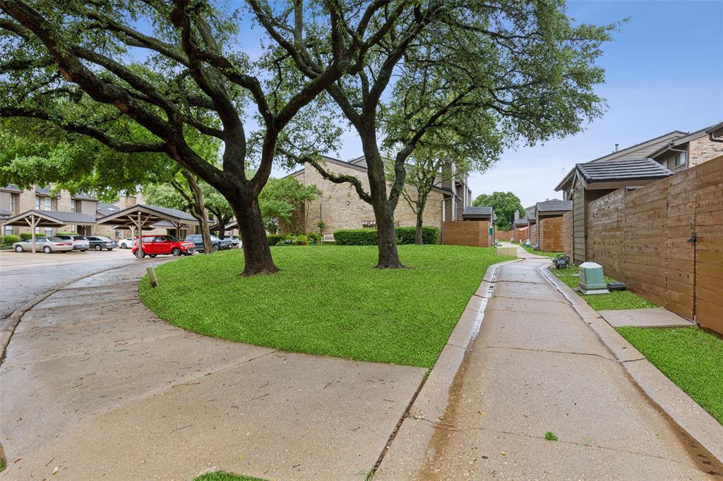 Collin Greene Condo - Residential