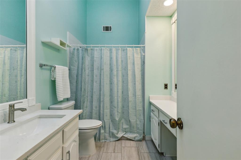 Collin Greene Condo - Residential