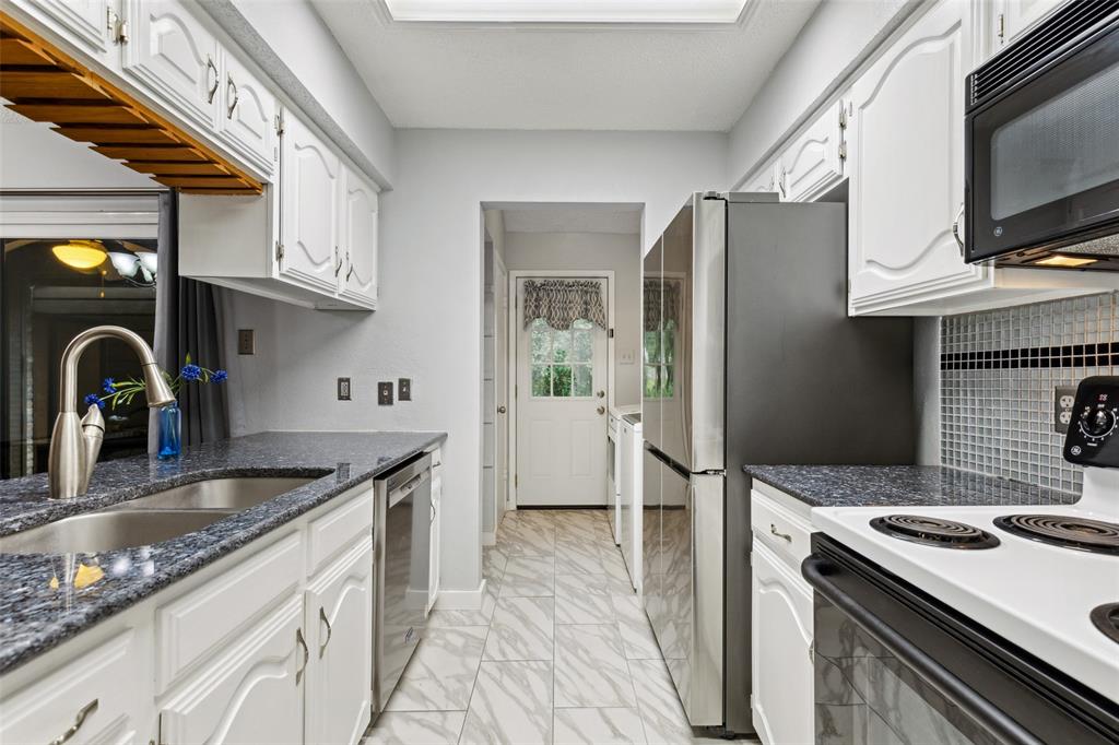 Collin Greene Condo - Residential