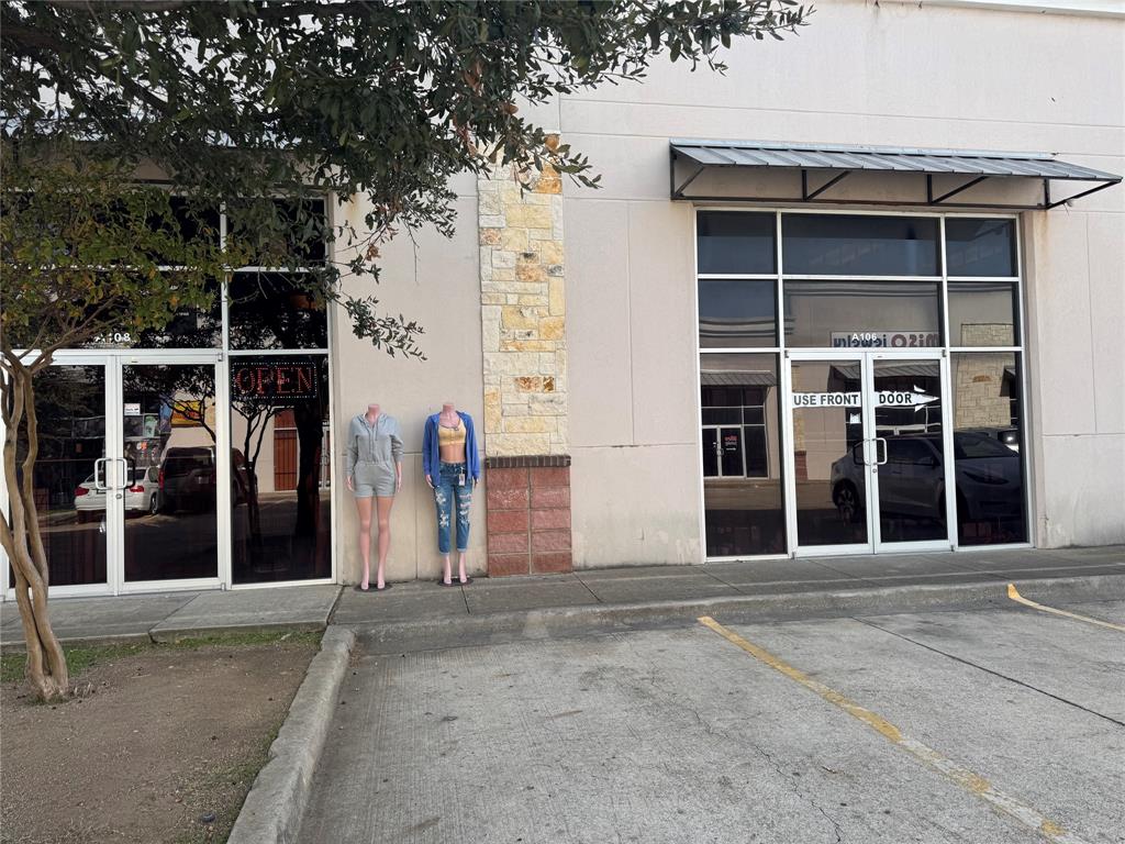 11532 Harry Hines Boulevard A100-A110
