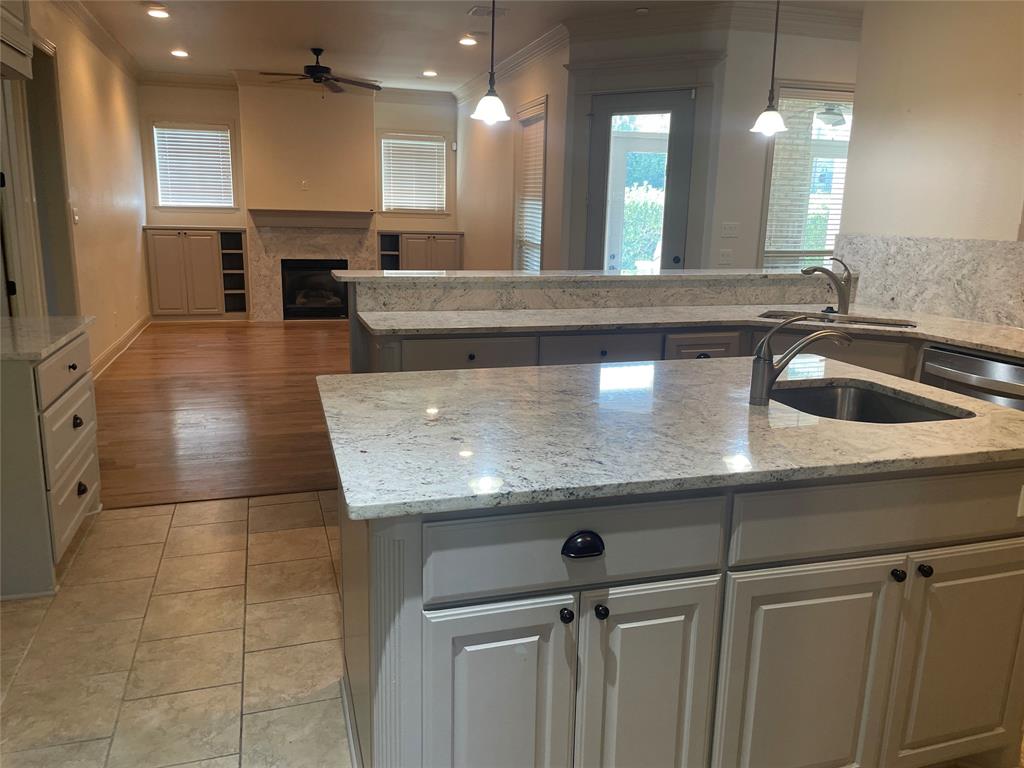 326 Harborview Drive