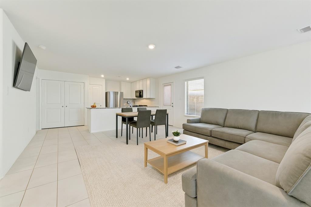 Falcon Heights Village 1 - Residential