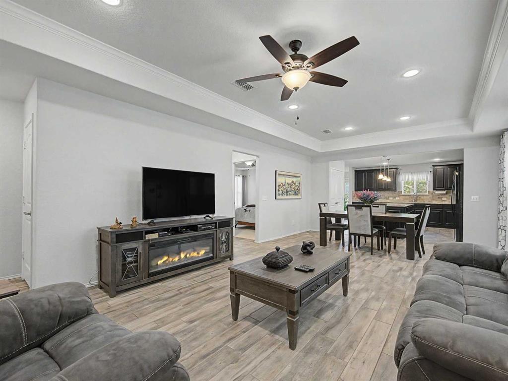 6993 Hickory Creek Drive