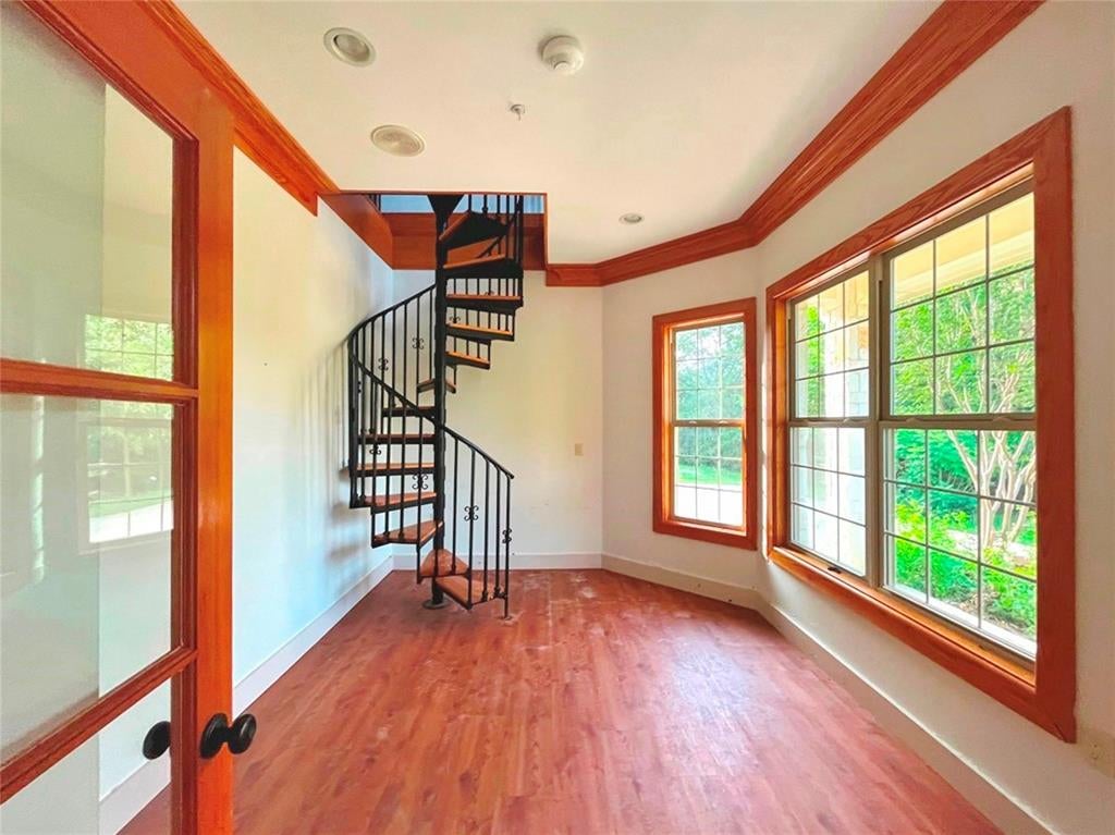 636 Duck Creek Way