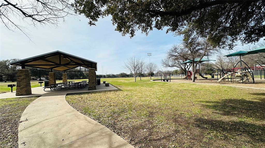 Monticello Crossroads Condos - Residential