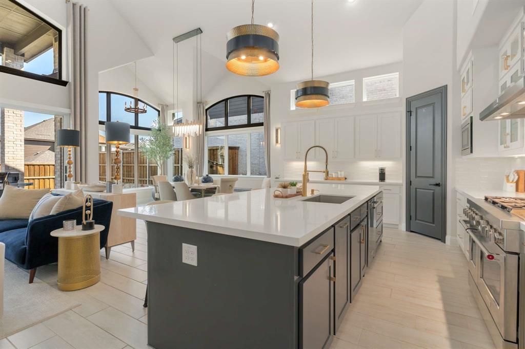 2900 Misty Pond Court