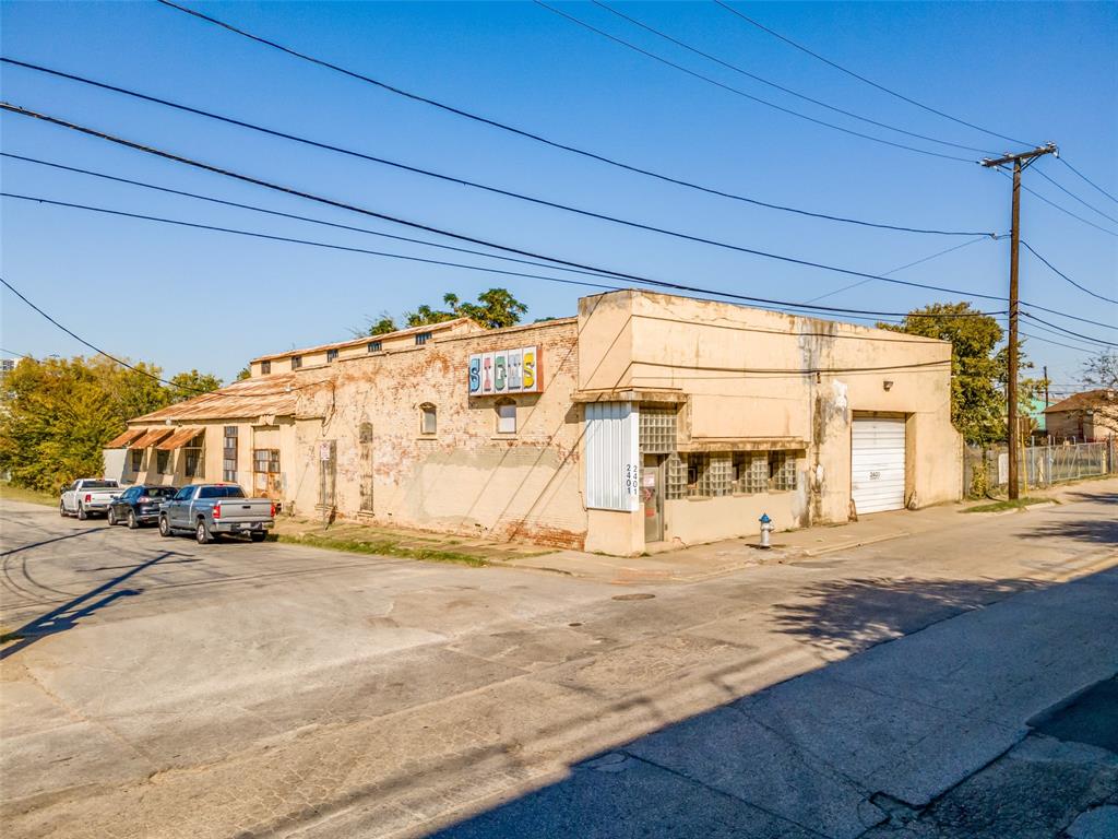 Middleton Bros Central Ave - Commercial Sale