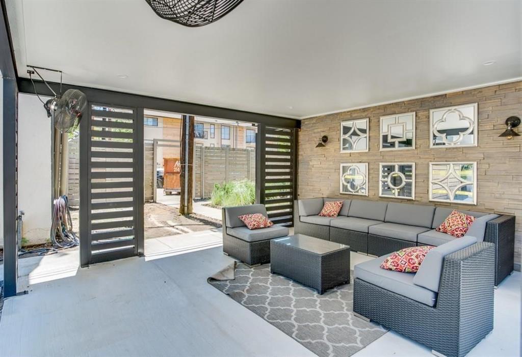 ASTON - Residential Lease