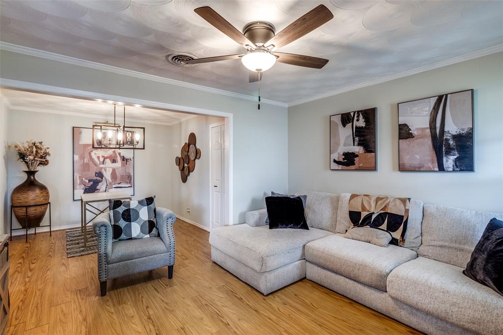 Lochwood Instl Add 03 - Residential Income