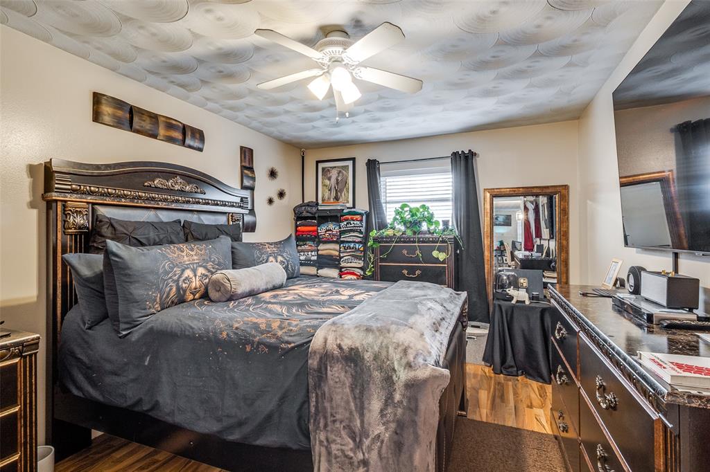 Lochwood Instl Add 03 - Residential Income