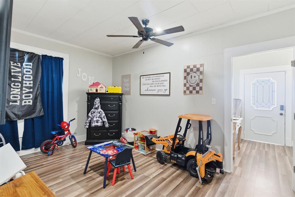 Se Corner - Residential