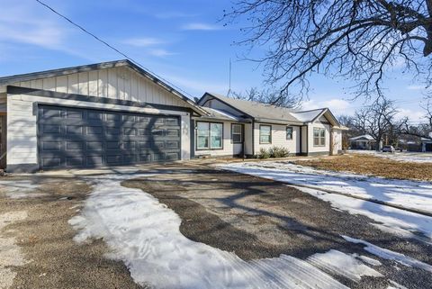 1317 4th Street Graham TX 76450