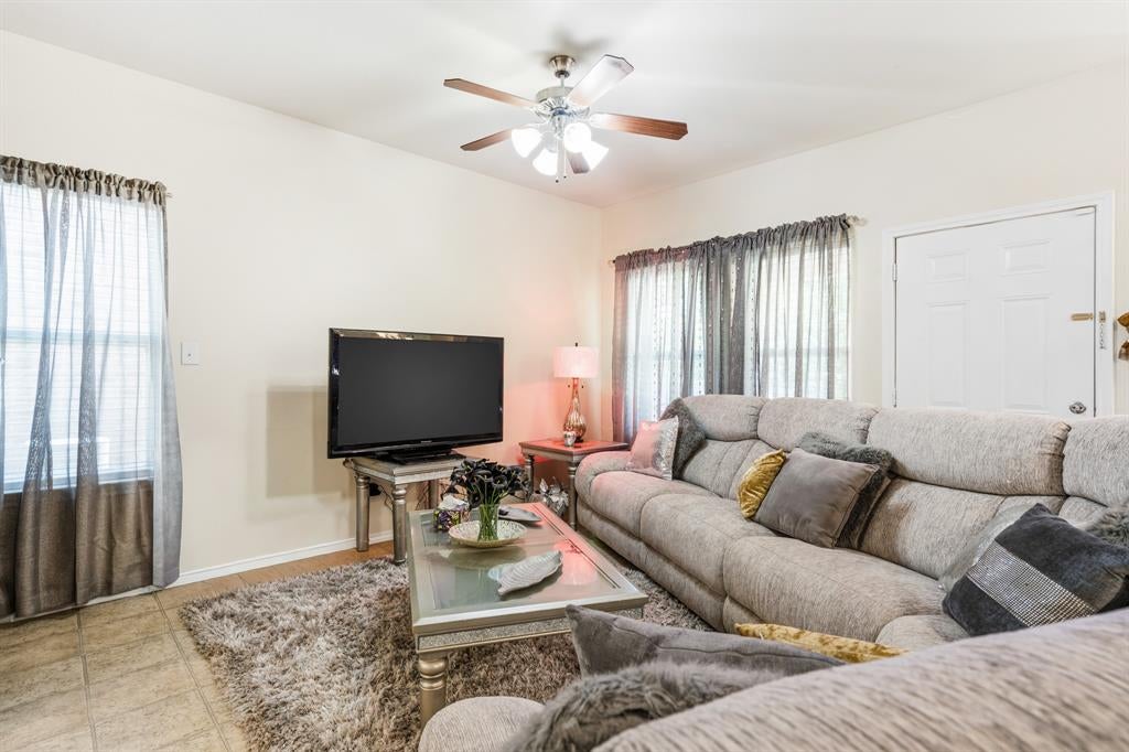 801 Parkplace Ridge