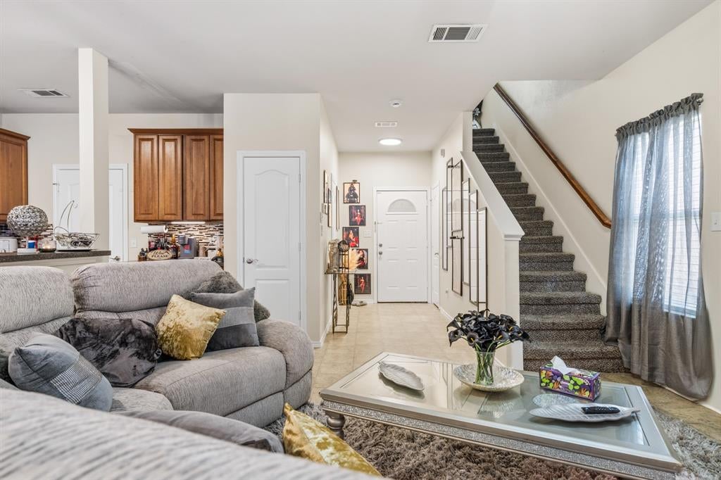 801 Parkplace Ridge