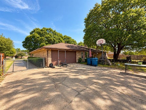 Tiny photo for 1128 Post Oak Lane, DeSoto, TX 75115 (MLS # 21396159)