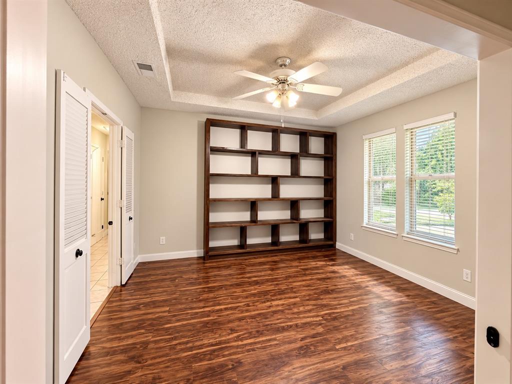 1128 Post Oak Lane