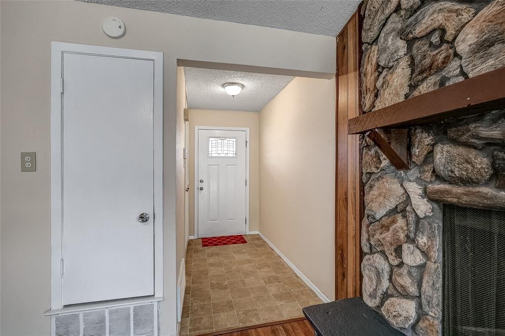 1717 Palisades Drive