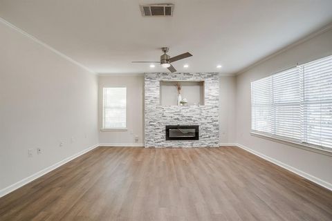 2725 Halbert Street Fort Worth TX 76112