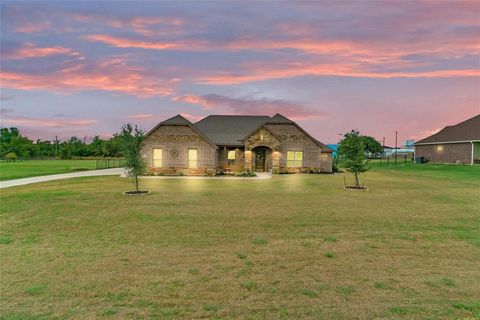217 Maverick Court Granbury TX 76049