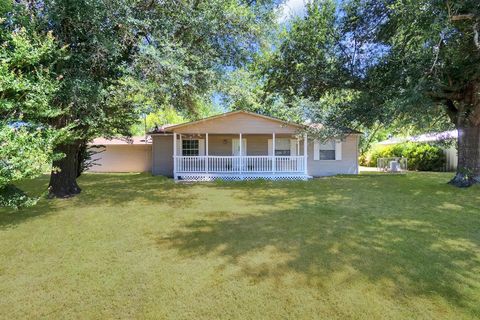 A home in Terrell