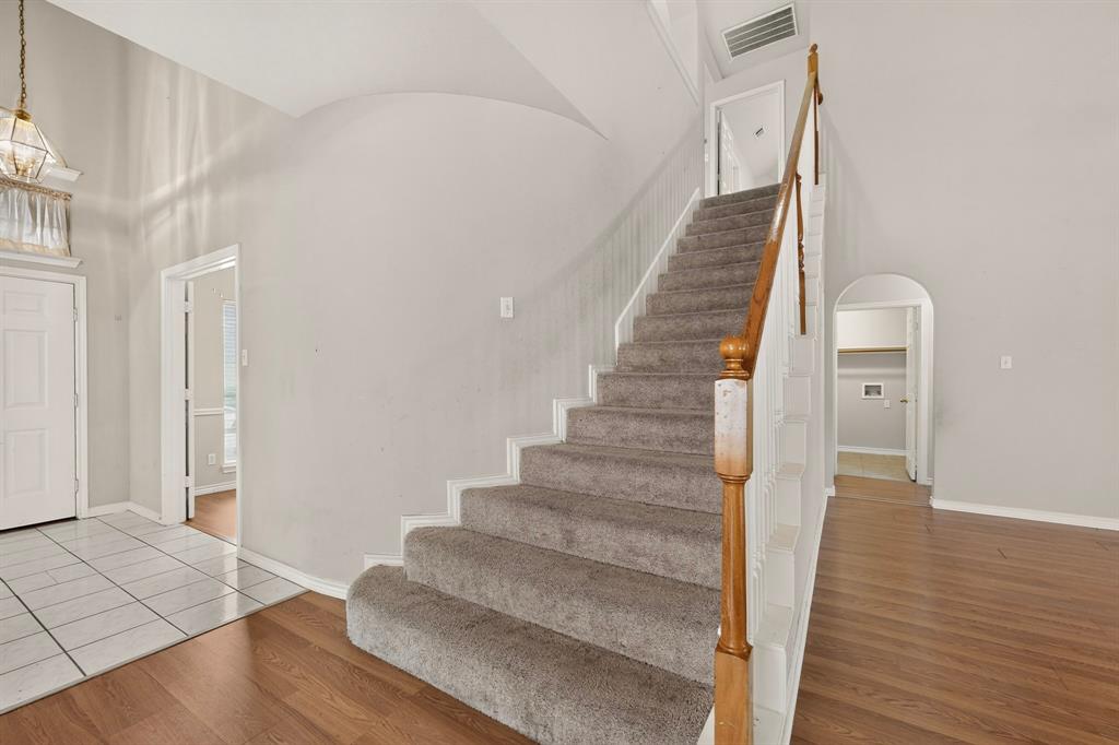 4316 Sleepy Glen Drive