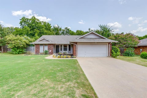 Photo of 111 Bentley Drive, Joshua, TX 76058 (MLS # 21350471)