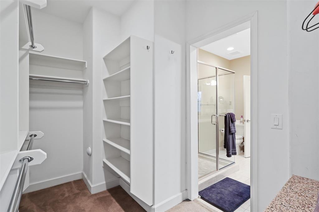 Cityscape Plaza Twnhms Condos - Residential