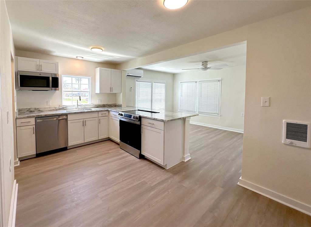 200 NE 2nd Street