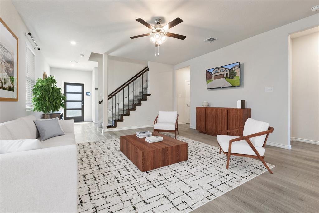 18137 Lakefront Court