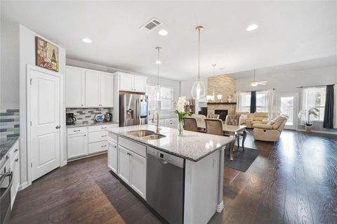 132 Mossy Oak Trail Fort Worth TX 76131