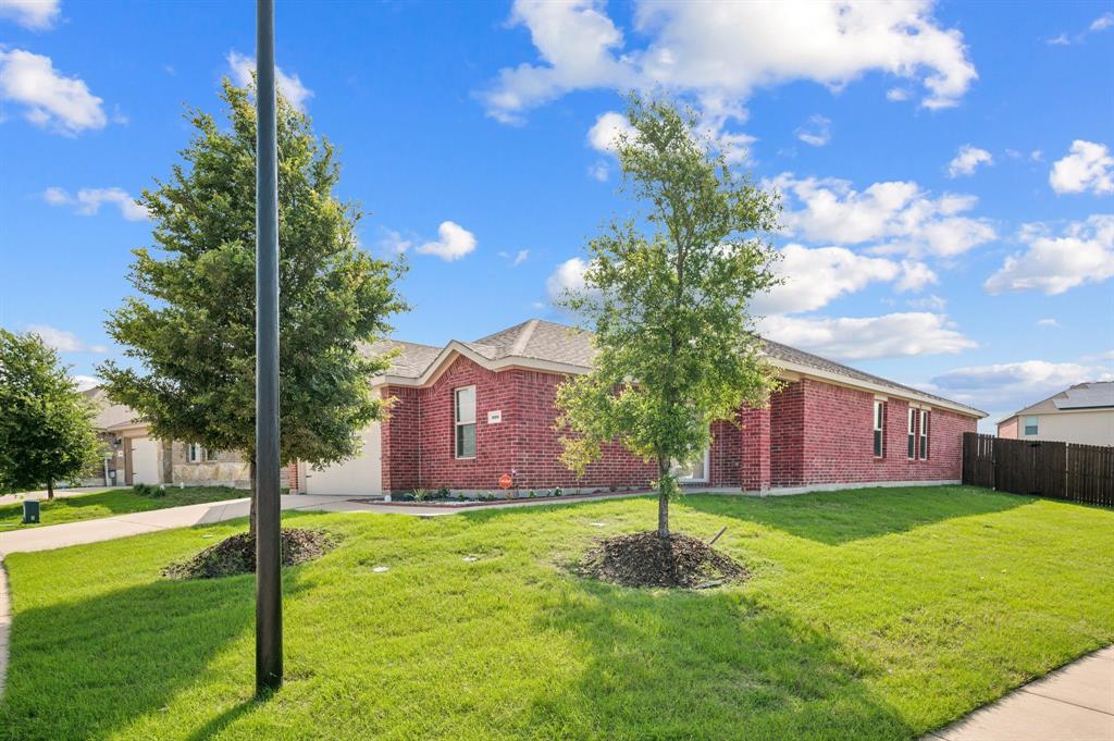 900 Sapphire Drive