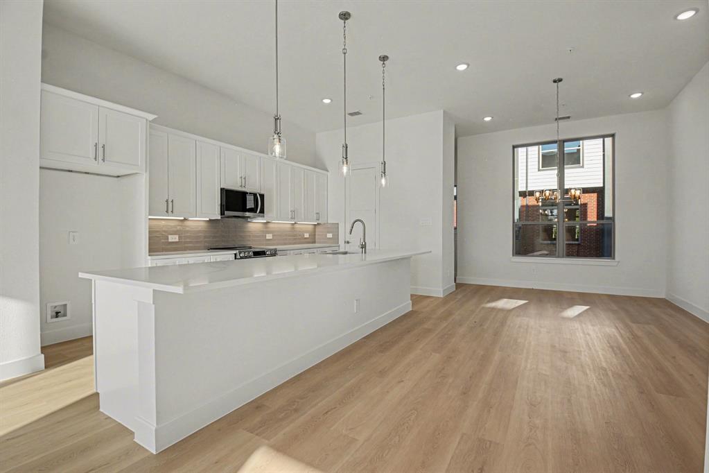 Goodland Twnhms - Residential