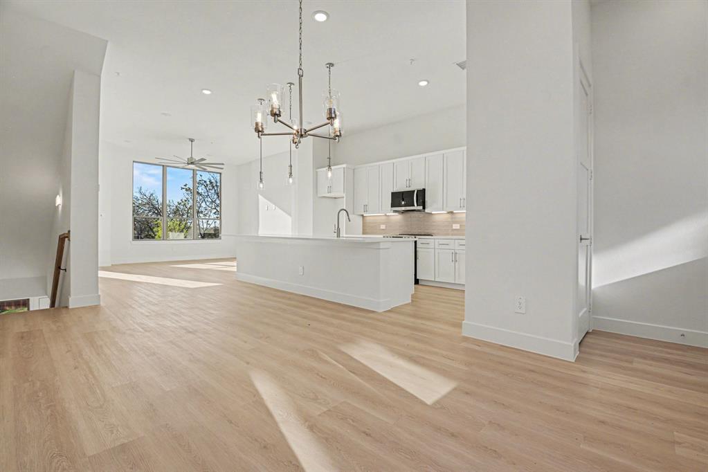 Goodland Twnhms - Residential