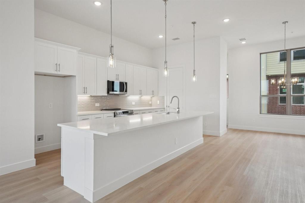 13351 Goodland Street 208