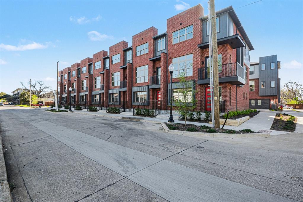 Goodland Twnhms - Residential