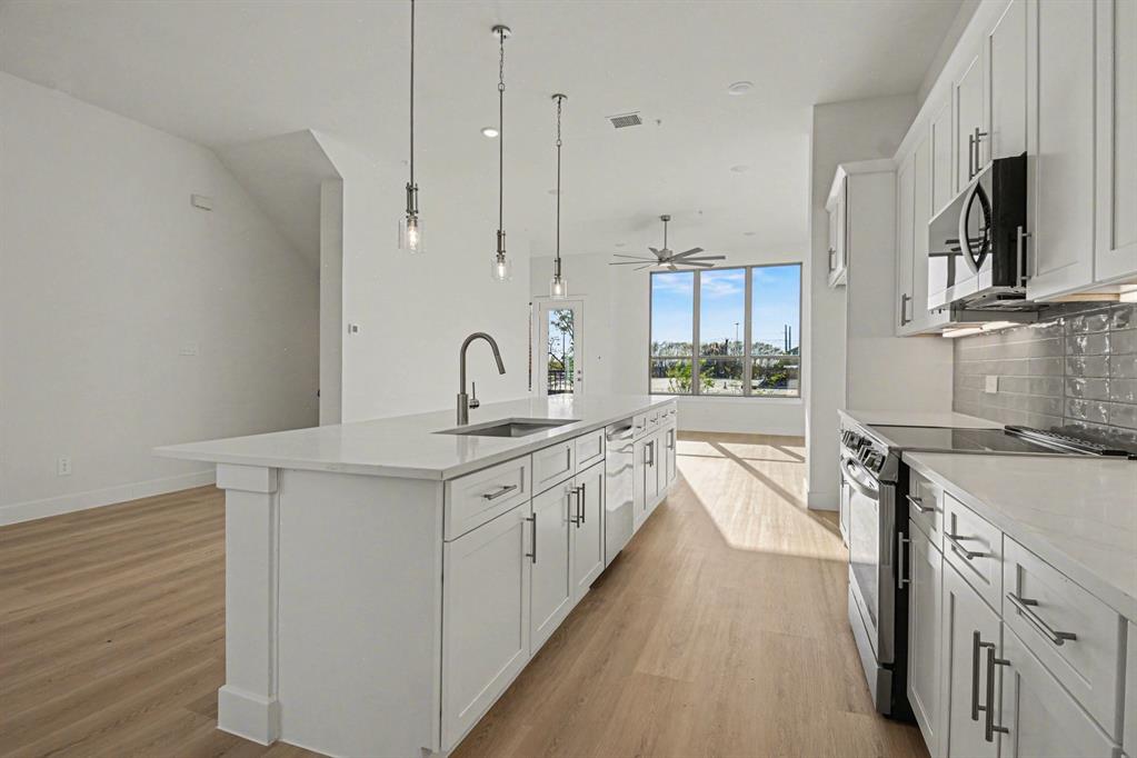 Goodland Twnhms - Residential