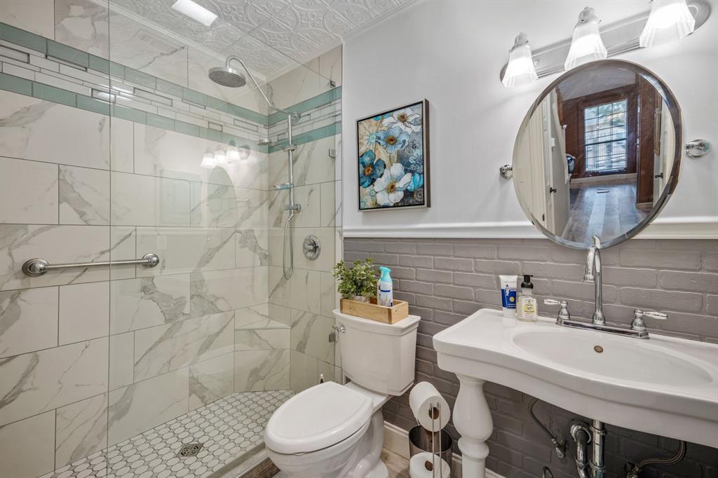 DeCordova Bend Estates - Residential