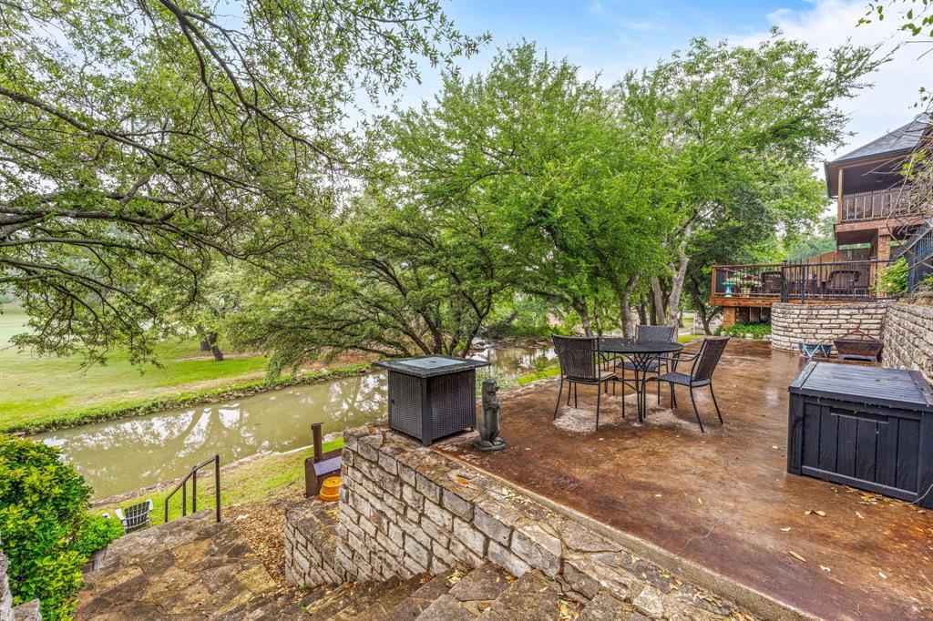 4904 Fairway Place Court