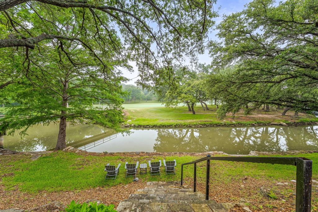 4904 Fairway Place Court