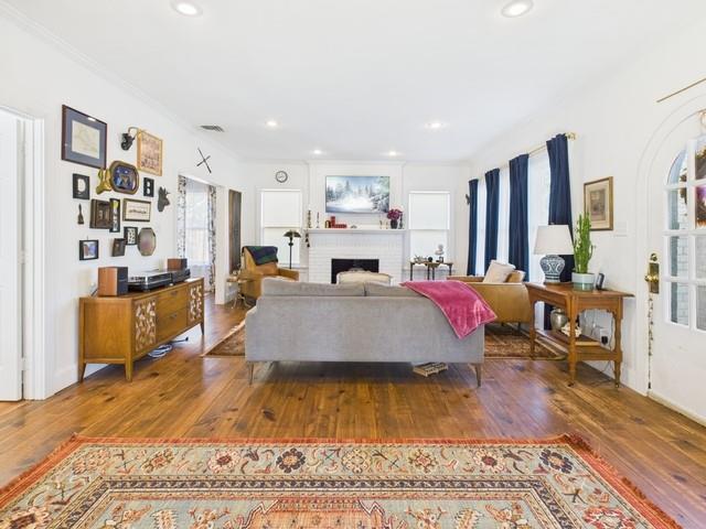 Athens Old Town - Residential