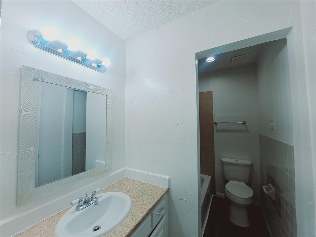 Lancaster Hills 06 - Residential Lease