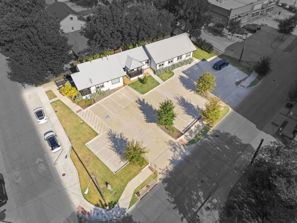 7274 Elm Street