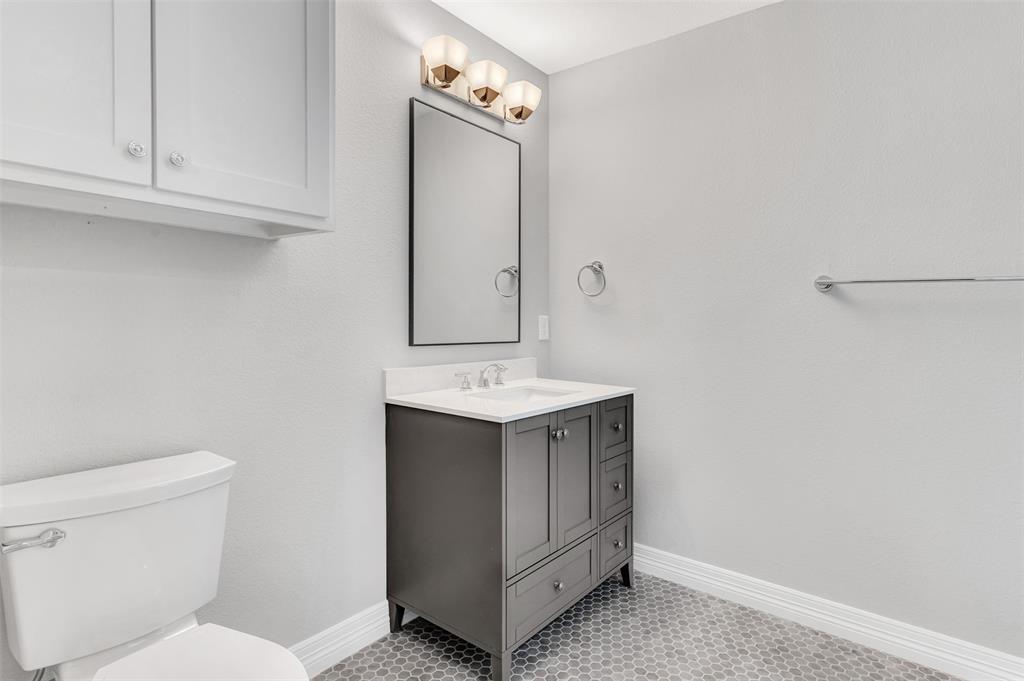 Midway Hills 04 7th Inst - Residential