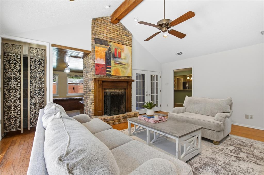 431 Country Side Lane