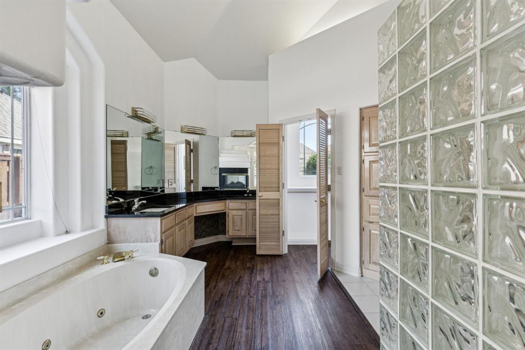 Marina Shores - Residential