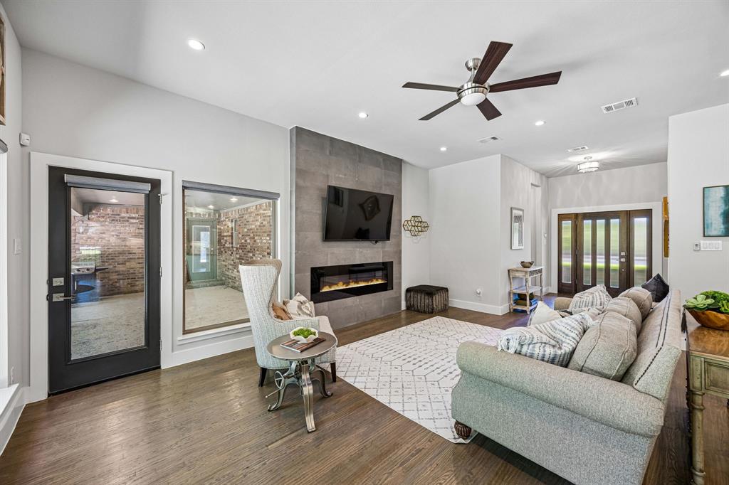 732 Creek Valley Court