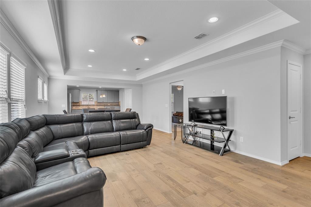 8845 Twin Pines Lane