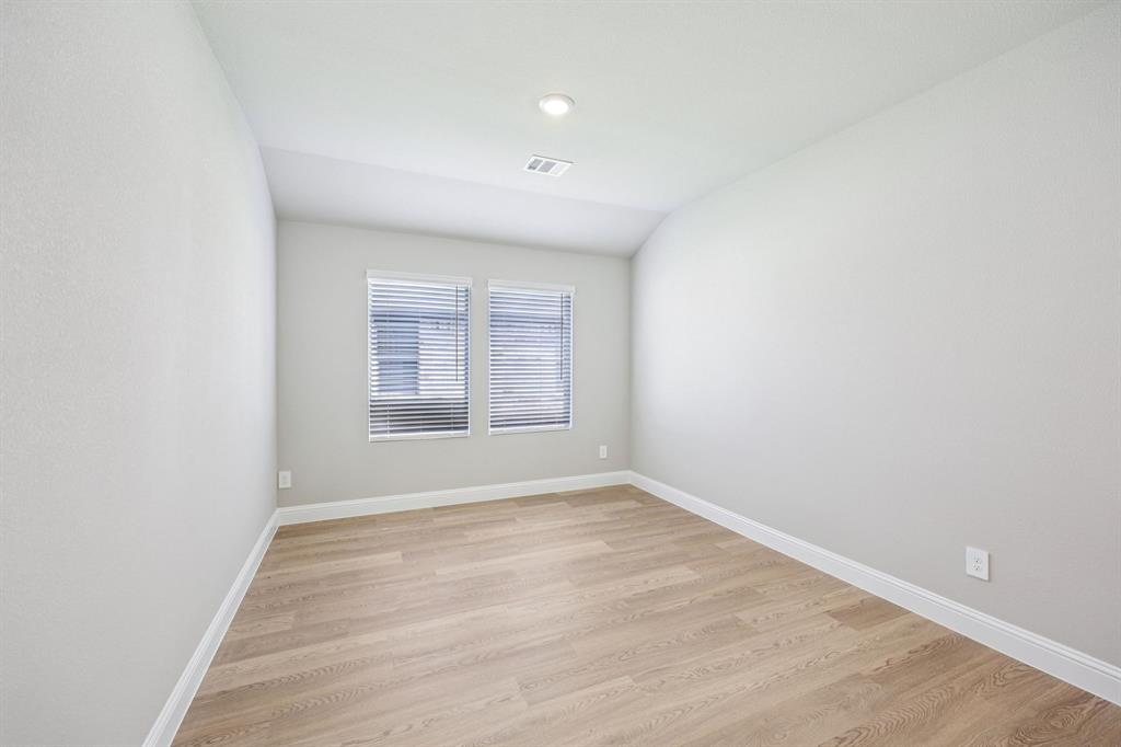 Lakehaven - Residential