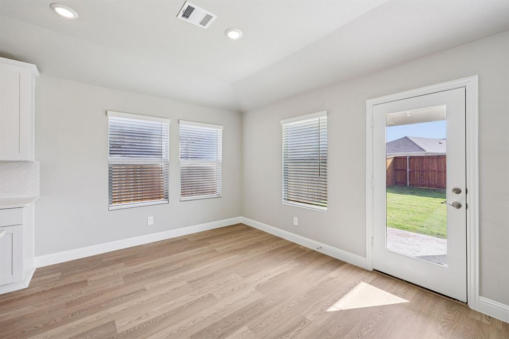 Lakehaven - Residential