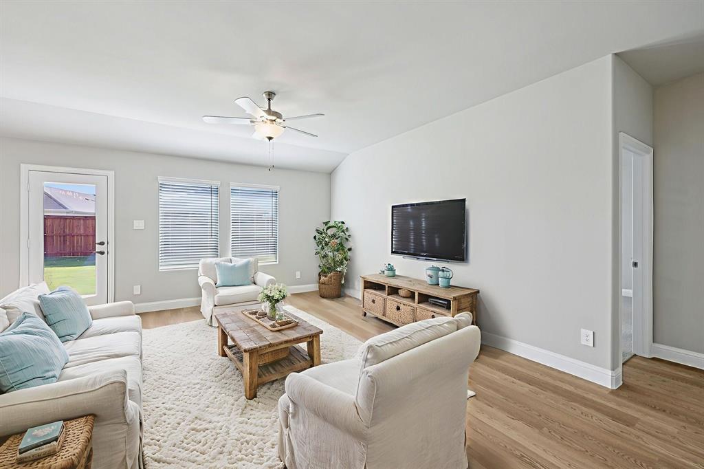 Lakehaven - Residential